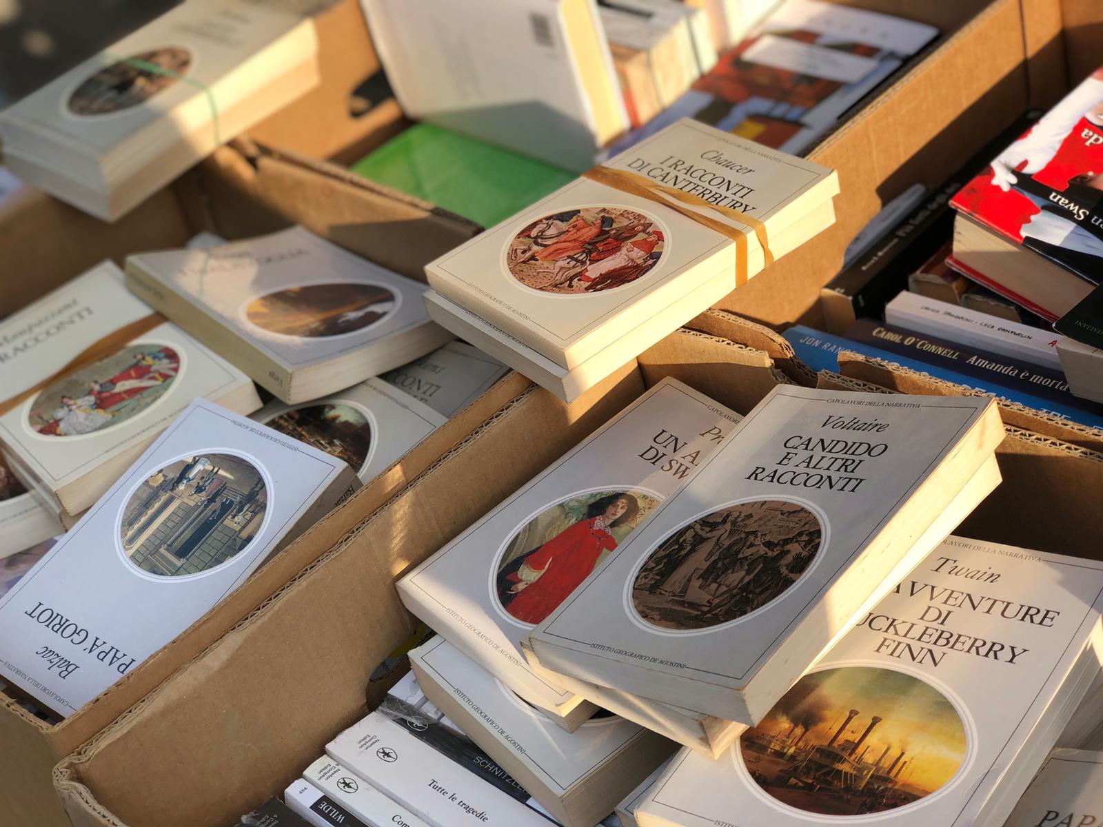 Perugia Fumetti - Mercato Pian Di Massiano - Libri e fumetti usati - 03